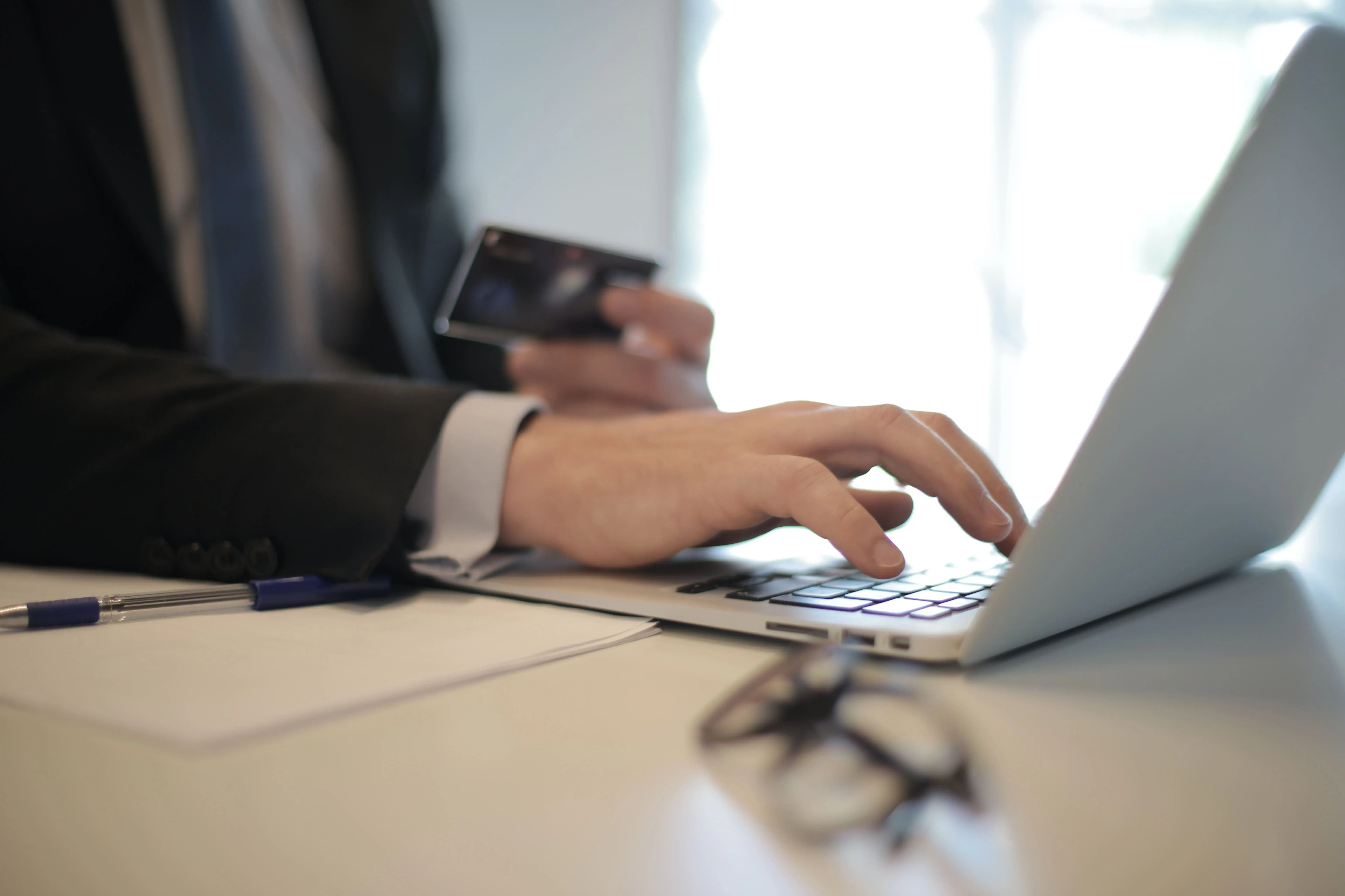 Boost Sales with These E-Commerce Personalization Tips