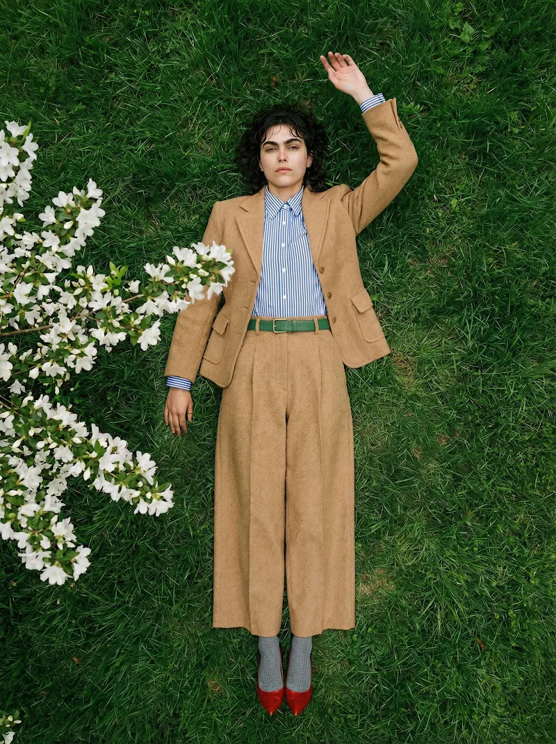 Birds-eye fashion editorial image