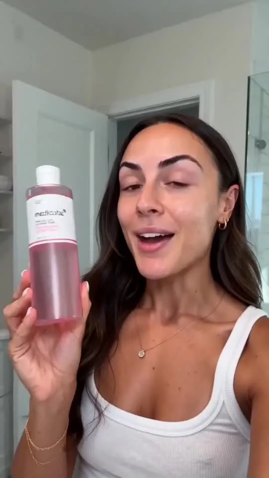 Pink serum testimonial ad video